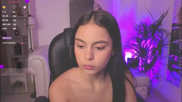 Image 2 of alejaa___ Stream on Chaturbate on 1 month ago