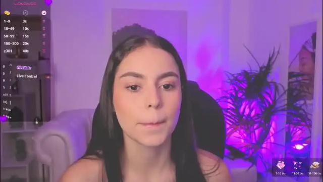 Image 7 of alejaa___ Stream on Chaturbate on 1 month ago