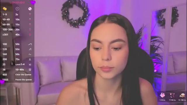 Image 10 of alejaa___ Stream on Chaturbate on 23 days ago