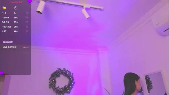 Image 6 of alejaa___ Stream on Chaturbate on 23 days ago