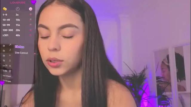 Image 8 of alejaa___ Stream on Chaturbate on 4 days ago