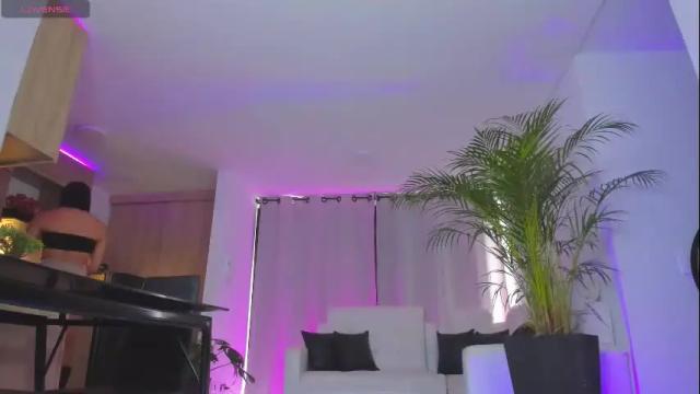 Image 4 of alejaevangeline Stream on Chaturbate on 23 days ago