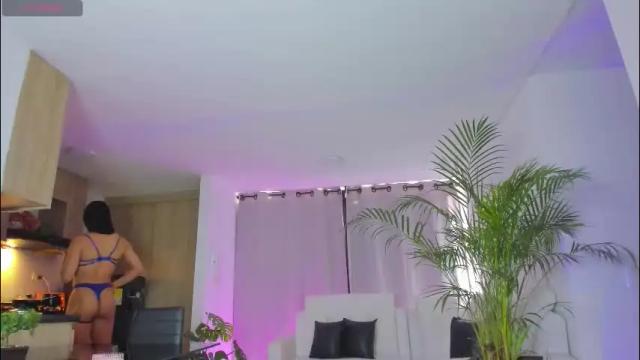 Image 2 of alejaevangeline Stream on Chaturbate on 1 month ago