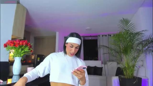 Image 11 of alejaevangeline Stream on Chaturbate on 1 month ago