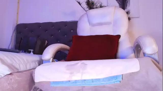 Image 12 of alejalatinhot Stream on Chaturbate on 5 months ago