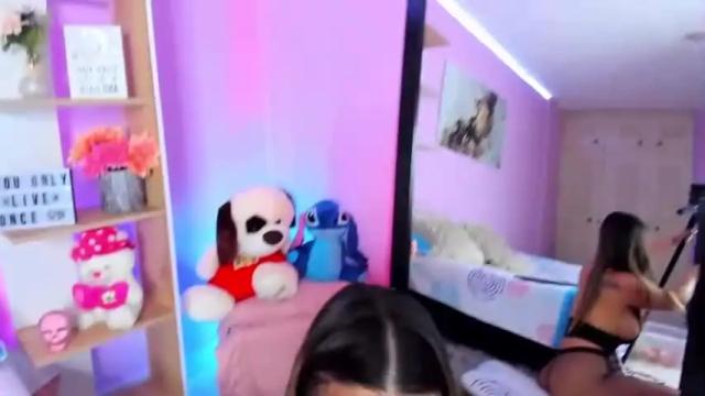 Image 2 of alejamoore Stream on Chaturbate on 13 months ago