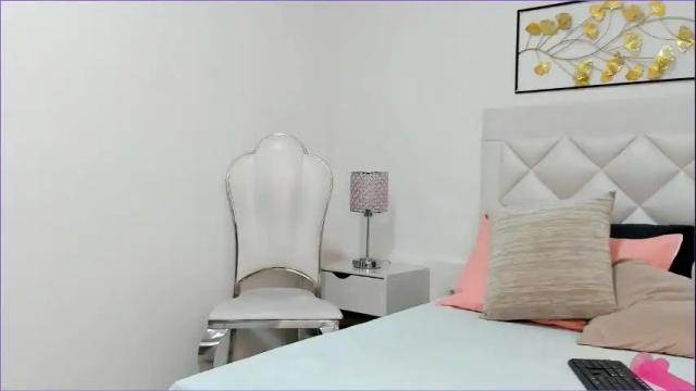 Image 6 of alejandra__gomez1 Stream on Chaturbate on 20 months ago