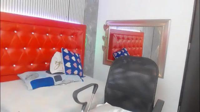 Image 4 of alejandra__hills Stream on Chaturbate on 1 month ago