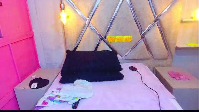 Image 8 of alejandra_martinss Stream on Chaturbate on 1 month ago
