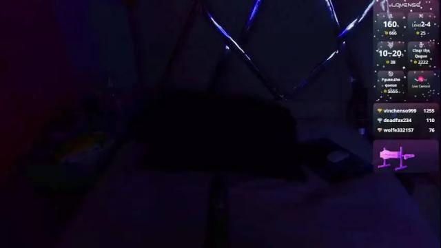 Image 12 of alejandra_martinss Stream on Chaturbate on 9 days ago