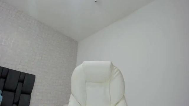 Thumbnail 1, alejandraa_ruiz's Stream at Chaturbate, 20 months ago