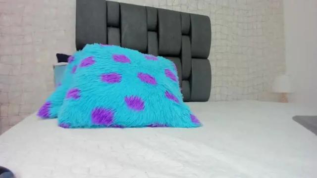 Image 11 of alejandraa_ruiz Stream on Chaturbate on 19 months ago