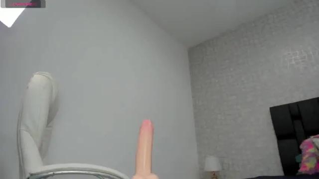 Image 2 of alejandraa_ruiz Stream on Chaturbate on 19 months ago