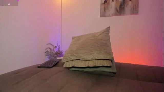 Image 3 of alejandrarosse Stream on Chaturbate on 2 months ago