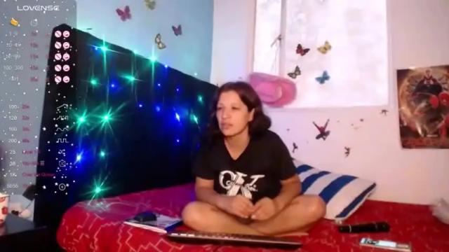 Image 7 of alejandratrevi Stream on Chaturbate on 14 months ago