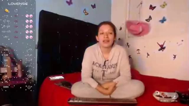 Image 6 of alejandratrevi Stream on Chaturbate on 14 months ago