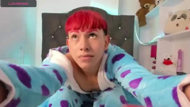 Thumbnail 1, alejandro_higuera's Stream at Chaturbate, 24 months ago