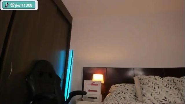 Thumbnail 1, alejaramillo_'s Stream at Chaturbate, 1 day ago