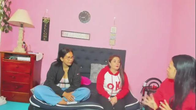 Image 3 of alejita_smithh Stream on Chaturbate on 1 month ago