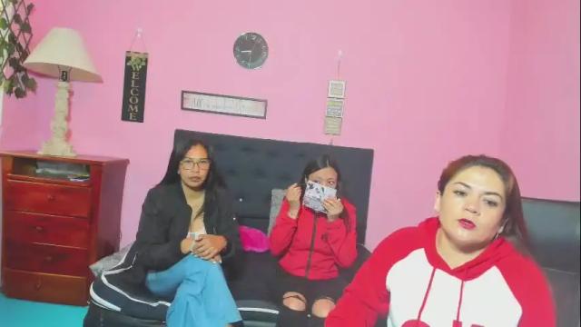 Image 4 of alejita_smithh Stream on Chaturbate on 1 month ago