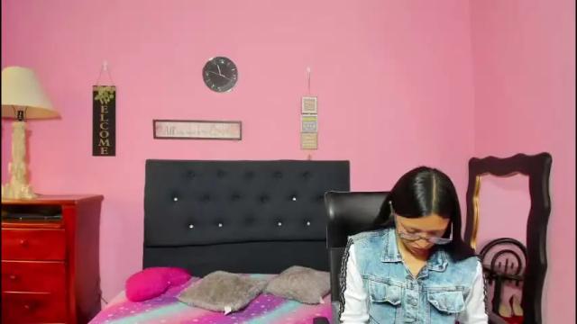 Image 10 of alejita_smithh Stream on Chaturbate on 6 days ago