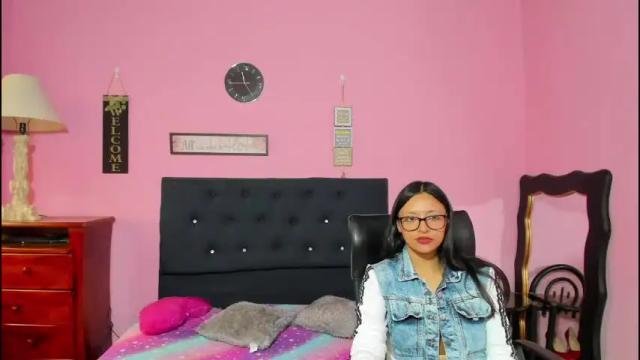 Image 11 of alejita_smithh Stream on Chaturbate on 6 days ago