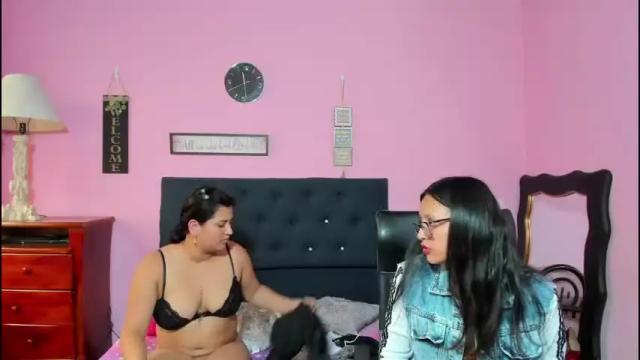 Image 12 of alejita_smithh Stream on Chaturbate on 6 days ago