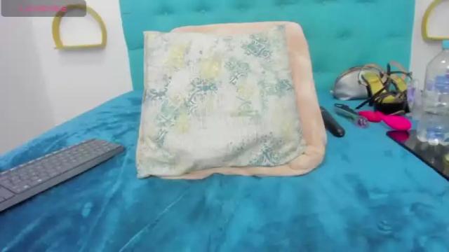 Image 10 of alek_wek_sexy Stream on Chaturbate on 13 months ago