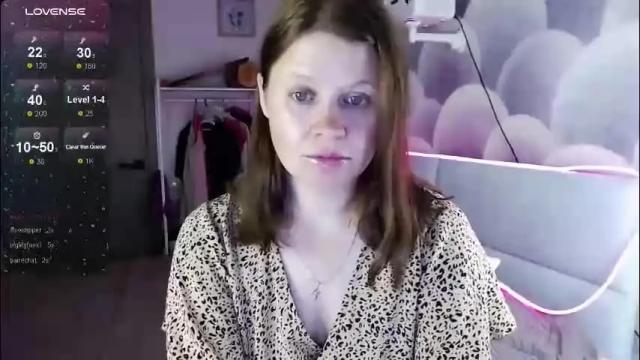 Image 4 of alekasamui Stream on Chaturbate on 4 months ago