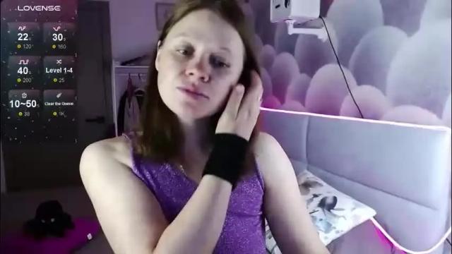 Image 10 of alekasamui Stream on Chaturbate on 4 months ago