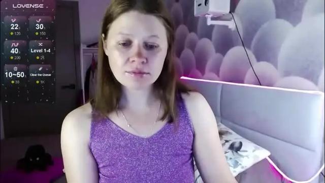 Image 3 of alekasamui Stream on Chaturbate on 4 months ago