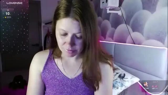 Image 4 of alekasamui Stream on Chaturbate on 4 months ago