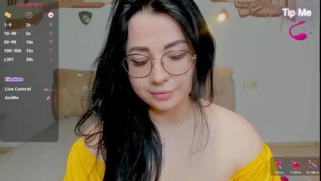Image 11 of alekisdoll Stream on Chaturbate on 1 month ago