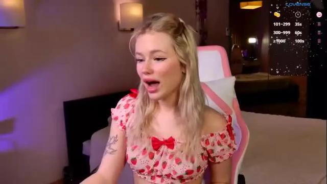 Thumbnail 3, aleksalore's Stream at Chaturbate, 1 month ago