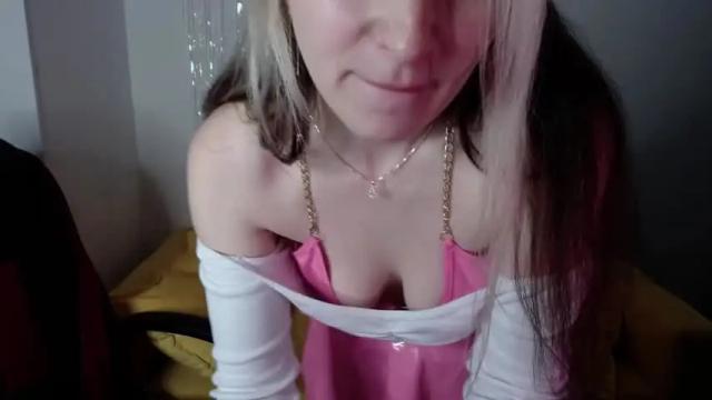 Thumbnail 3, aleksia_bloempje's Stream at Chaturbate, 18 months ago