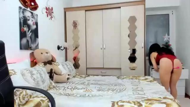 Image 2 of aleksis09 Stream on Chaturbate on 19 months ago