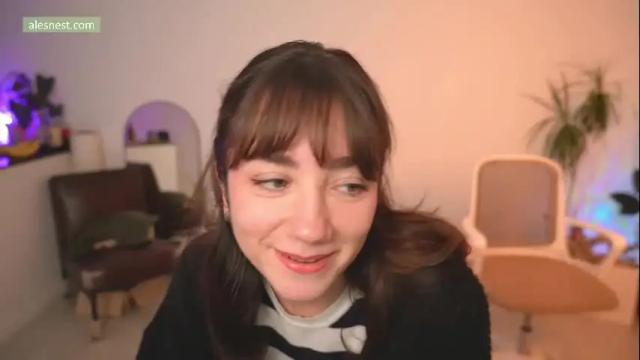 Image 3 of alemaniababe Stream on Chaturbate on 4 months ago