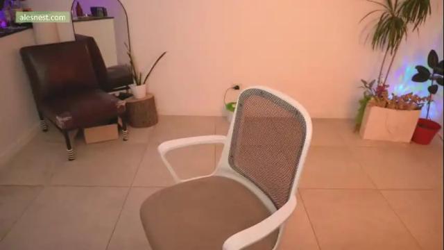 Image 2 of alemaniababe Stream on Chaturbate on 4 months ago