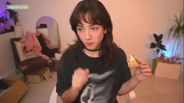 Image 2 of alemaniababe Stream on Chaturbate on 2 months ago