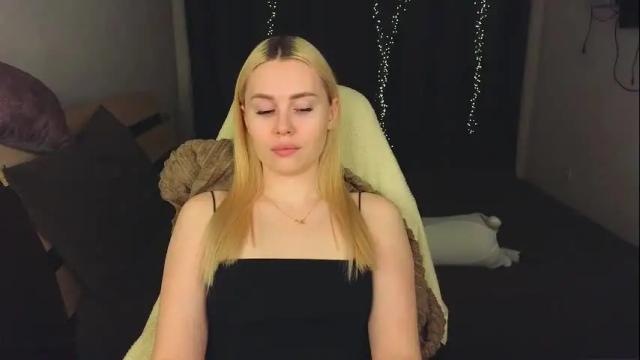 Image 3 of alena_hot_sex Stream on Chaturbate on 1 month ago