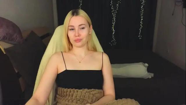 Image 8 of alena_hot_sex Stream on Chaturbate on 1 month ago
