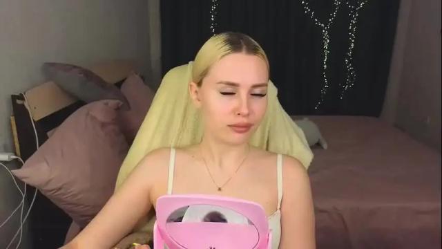 Image 8 of alena_hot_sex Stream on Chaturbate on 1 month ago