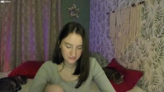 Image 6 of alena_navi Stream on Chaturbate on 17 months ago
