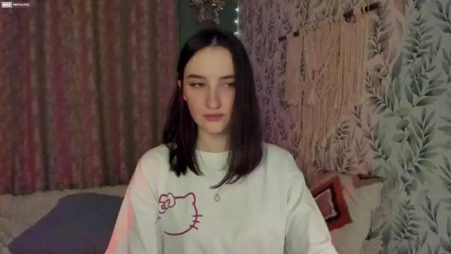 Image 7 of alena_navi Stream on Chaturbate on 19 months ago