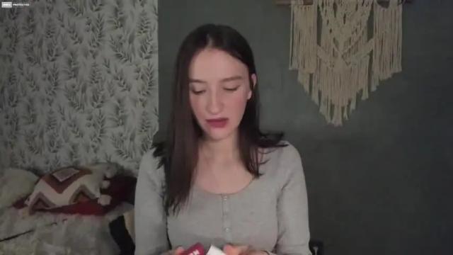 Image 2 of alena_navi Stream on Chaturbate on 18 months ago