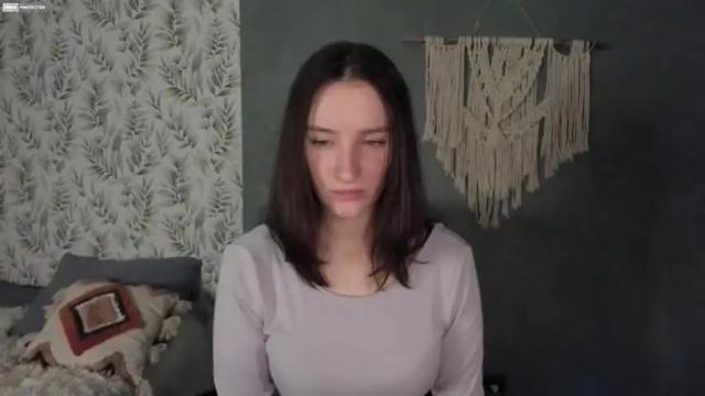 Image 11 of alena_navi Stream on Chaturbate on 17 months ago