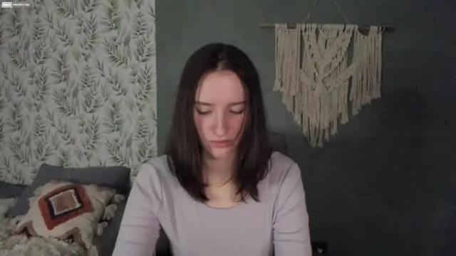 Image 12 of alena_navi Stream on Chaturbate on 17 months ago