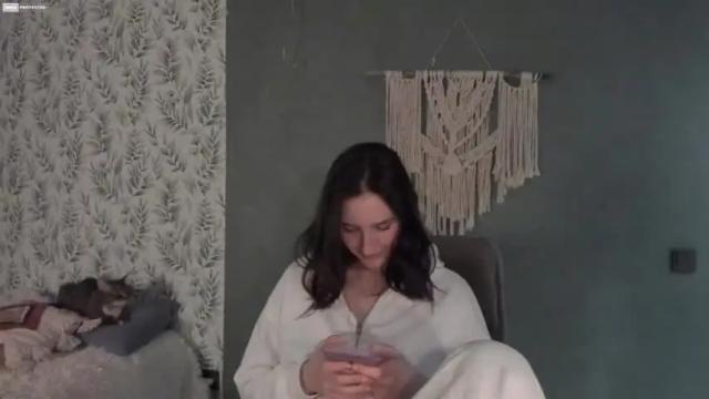 Image 8 of alena_navi Stream on Chaturbate on 17 months ago