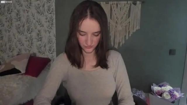 Image 3 of alena_navi Stream on Chaturbate on 17 months ago