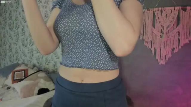 Image 12 of alena_navi Stream on Chaturbate on 16 months ago